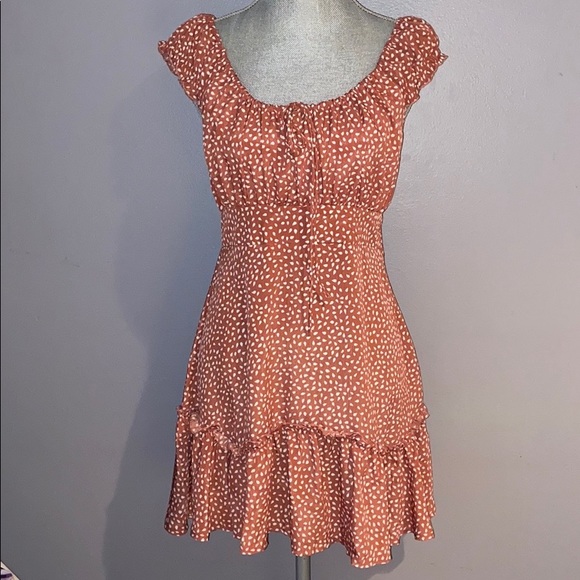 Princess Polly Dresses & Skirts - Woman's Princess Polly Summer Flowy Dress Size 6